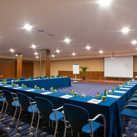 阿德赫格瑞考斯塔酒店 酒店 阿德耶