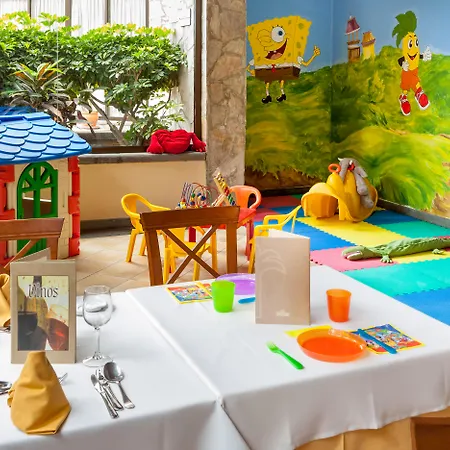 阿德赫格瑞考斯塔酒店 酒店