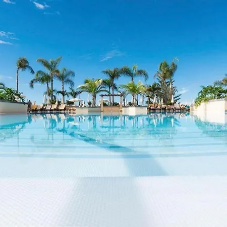 Отель Gf Gran Costa Adeje***** 5*