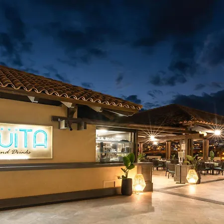 Gf グラン コスタ アデへ***** ホテル