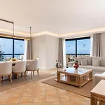 Gf Gran Costa Adeje***** מלון
