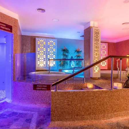 Hotel Gf Gran Costa Adeje***** 5*